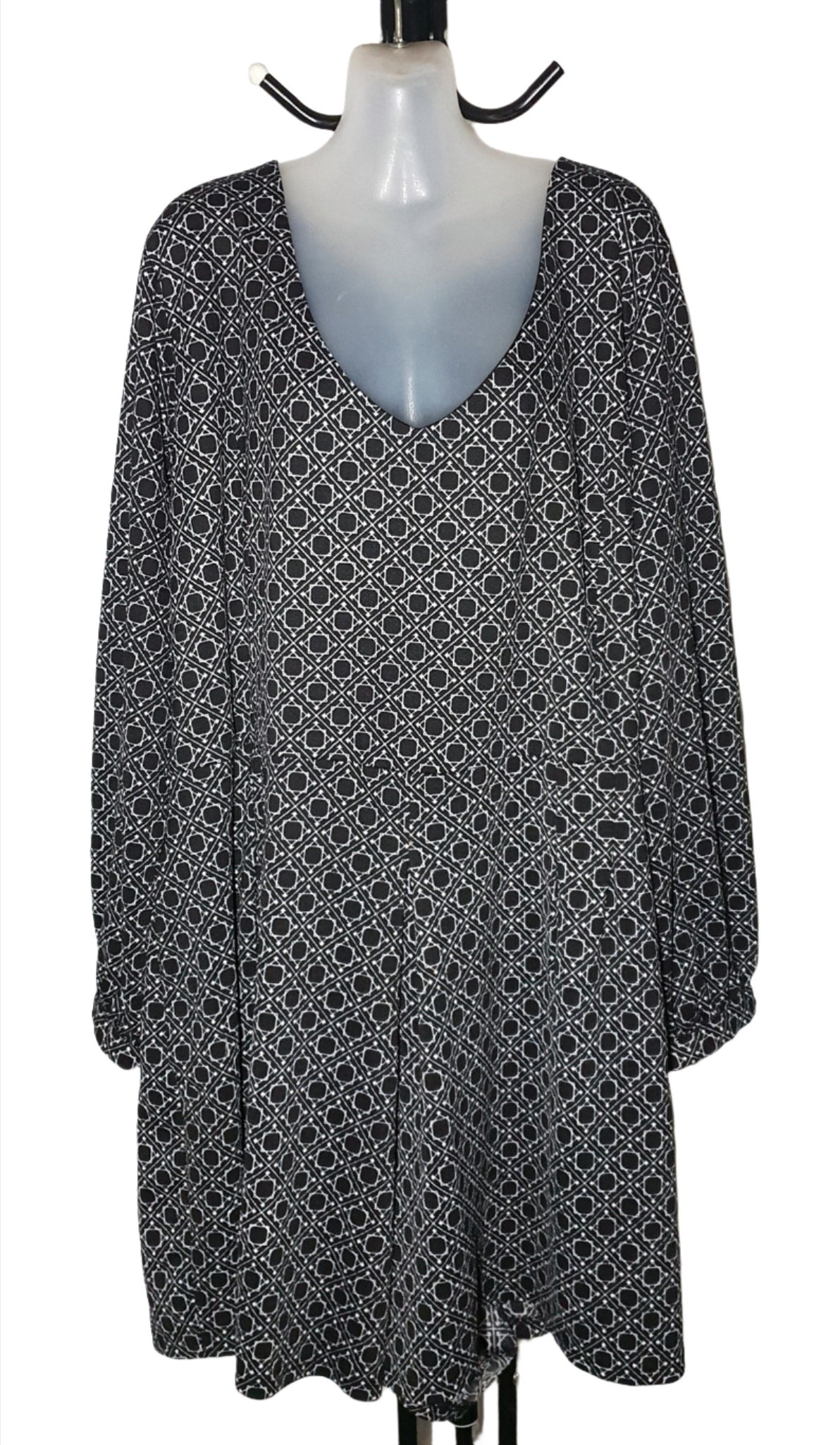 City Chic XXL - Long Sleeve Playsuit With Pockets