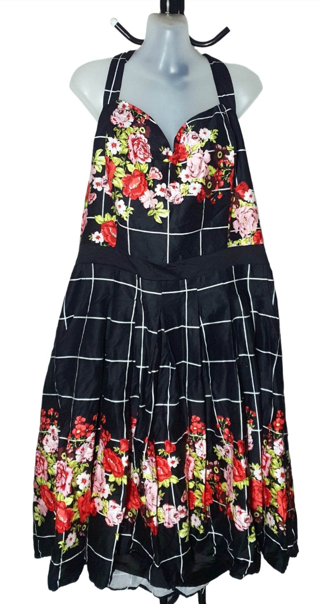 City Chic XL - Black Floral Halter Neck Dress With Pockets