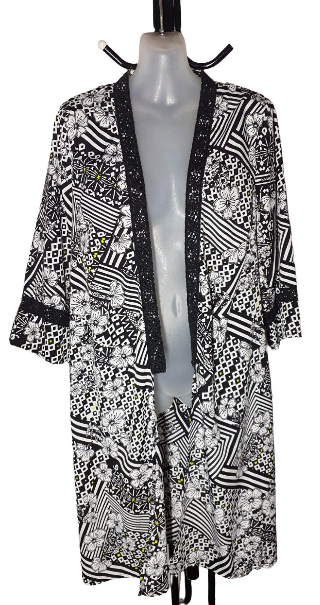 City Chic XS - Black And White Lightweight Jacket