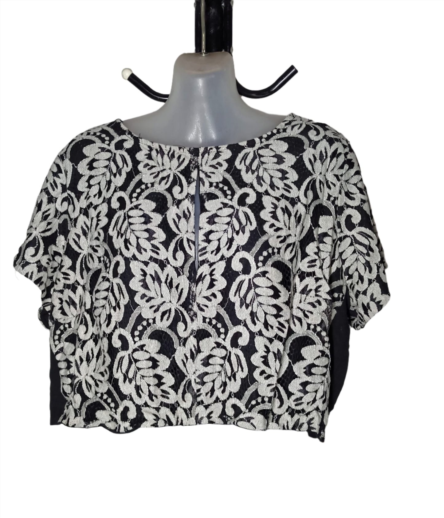 City Chic Medium - Black With Silver Print Peekaboo Crop Top