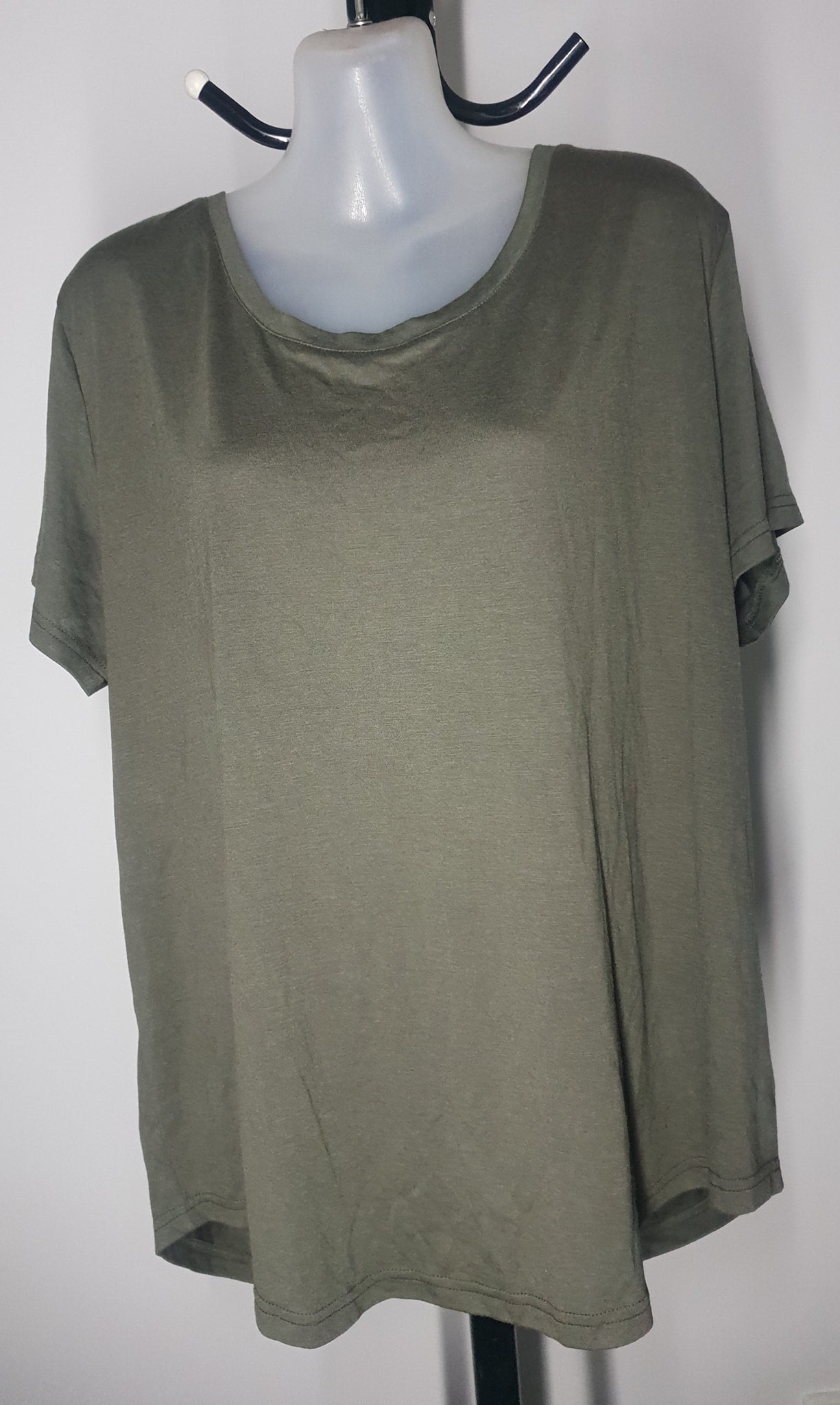 City Chic XS - Khaki Round Neck T Shirt