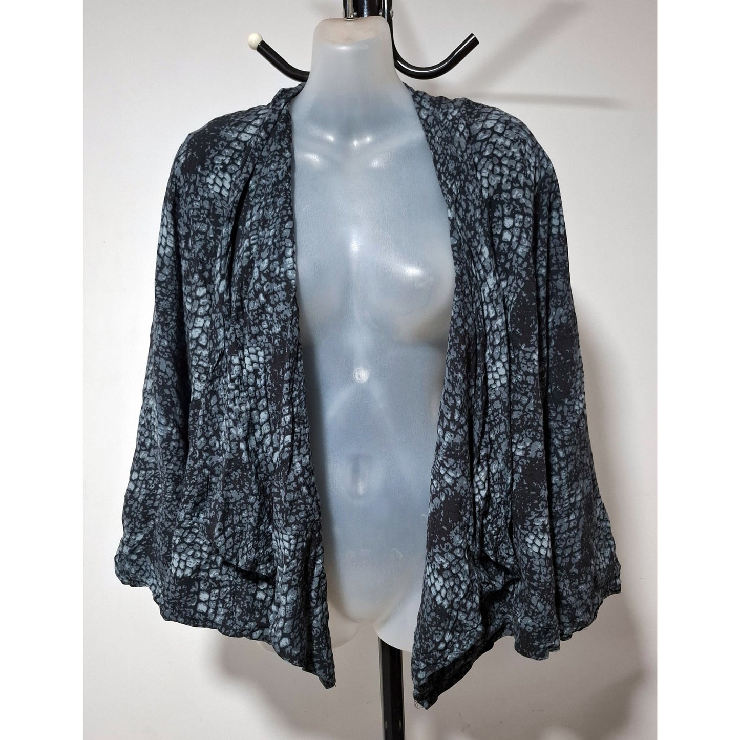 City Chic Large - Snake Skin Jacket