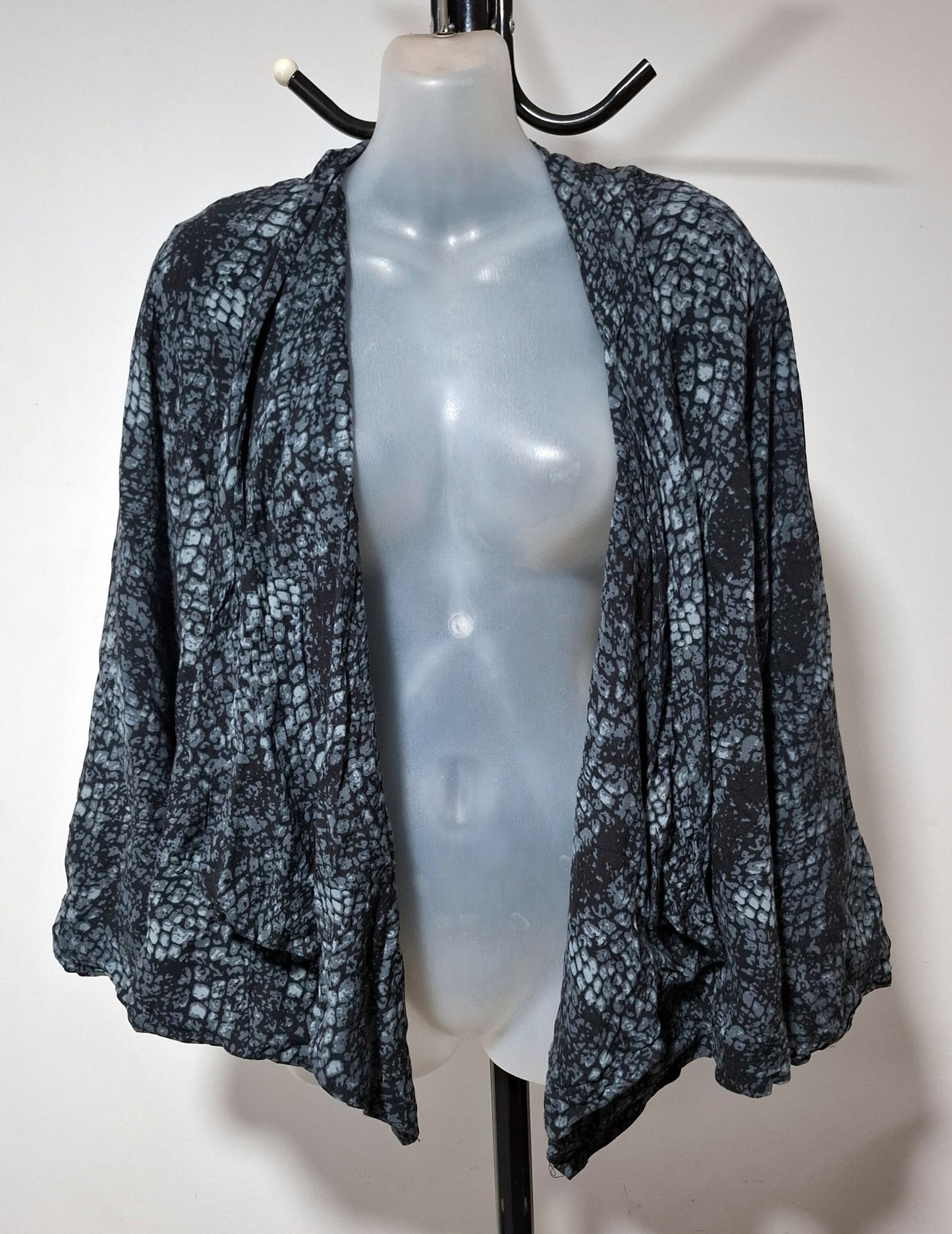 City Chic Large - Snake Skin Jacket