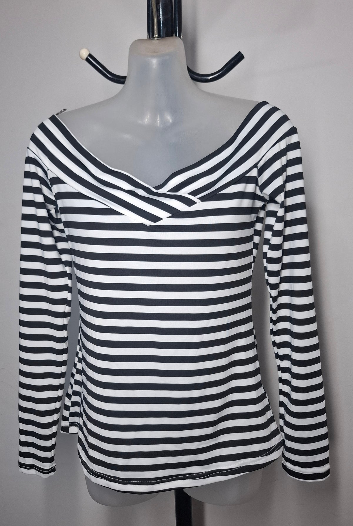 Size 10 - Black & White Striped Off Shoulder Sleeved Top