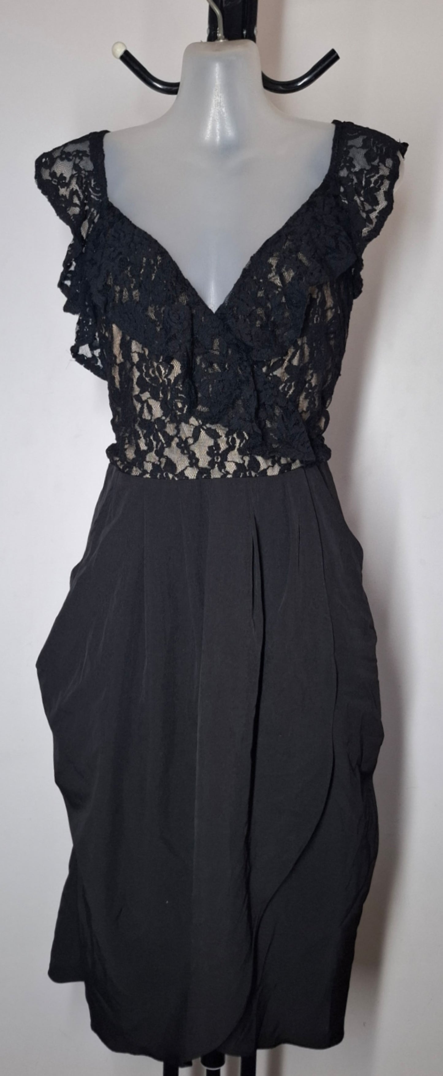 City Chic XS - Black Lace Dress With Pockets
