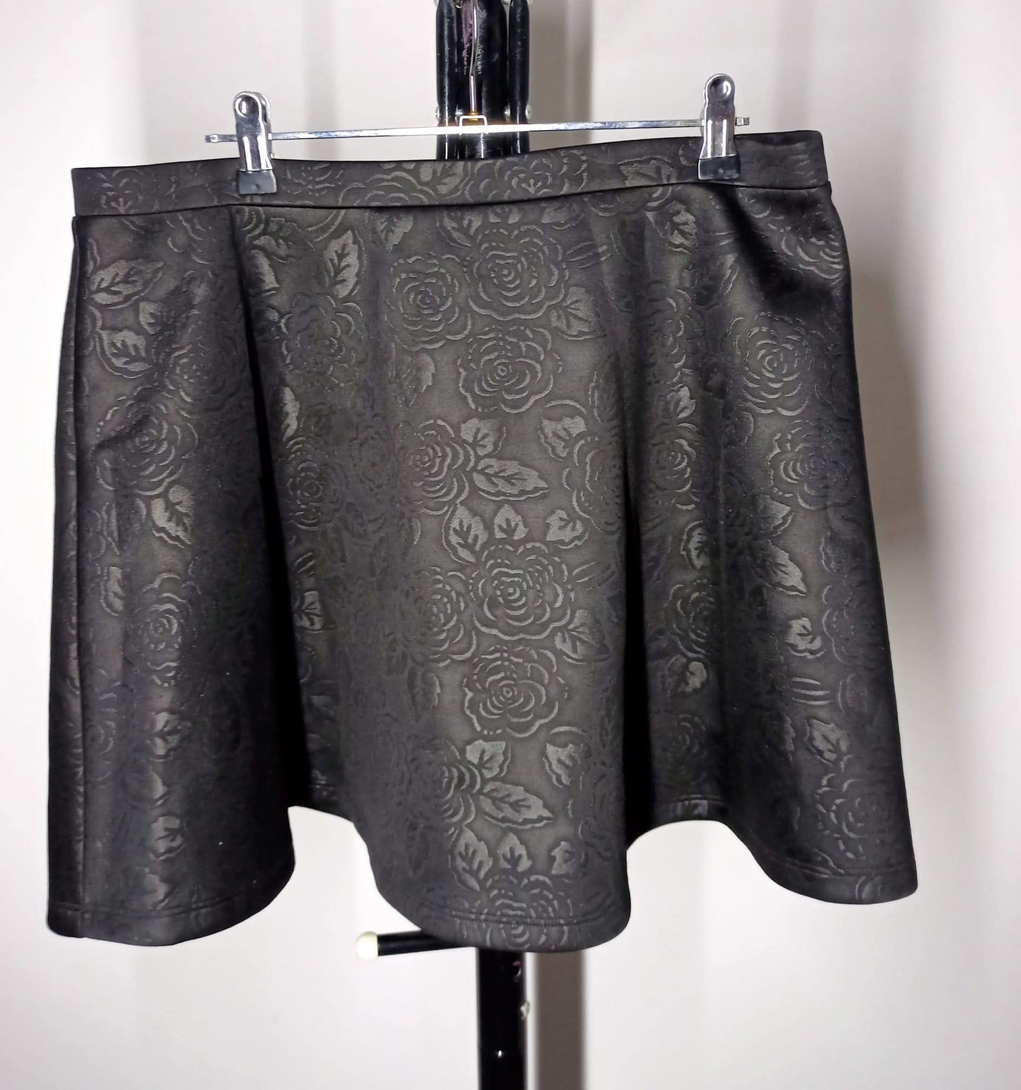 Size 18 - Black Rose Skirt