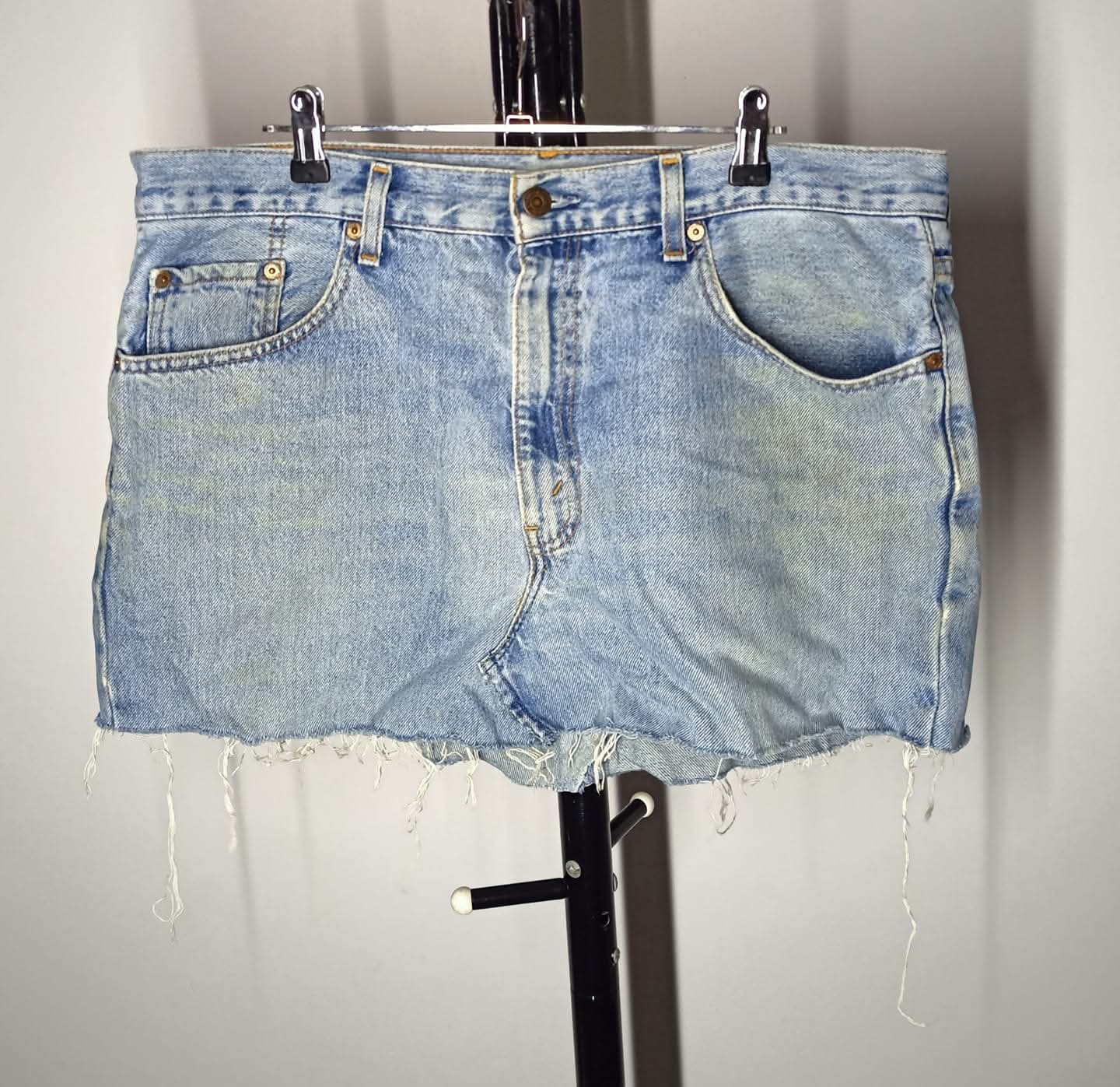 Size 18 - Denim Distressed Skirt With Pockets