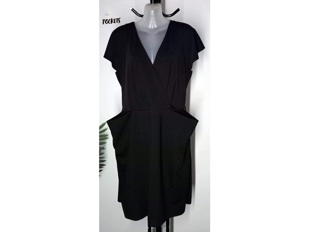 City Chic XS - Black Dress With Pockets