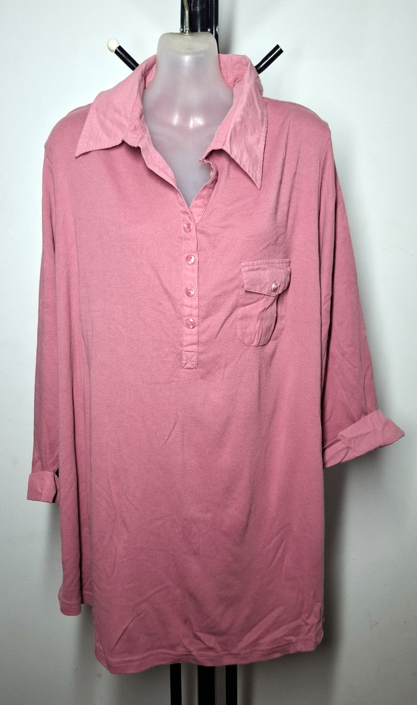 Size 26 - Stretchy Cotton Long Sleeve Collared Top With Pocket