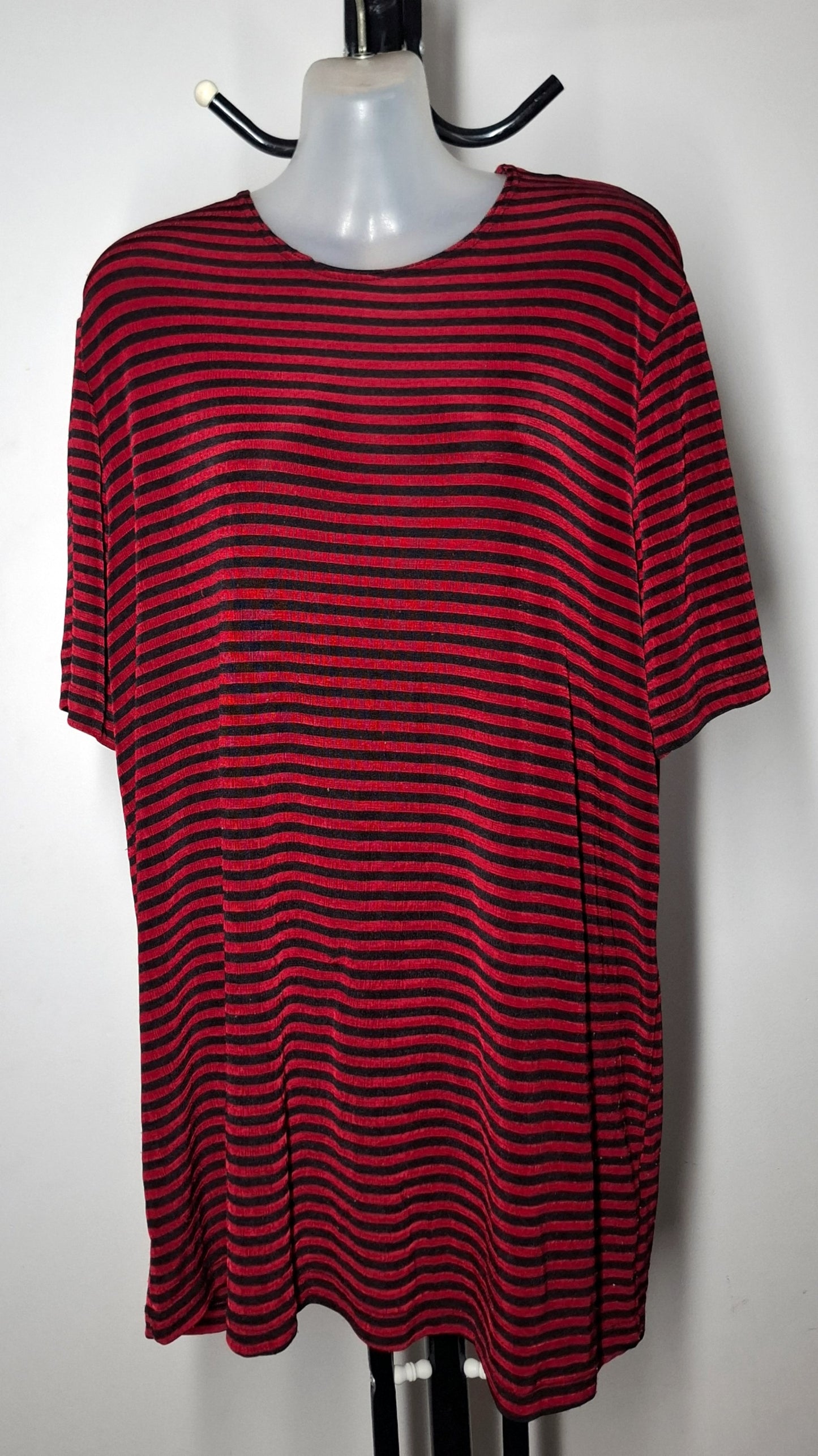 Size 24 - Red & Black Stretchy Top