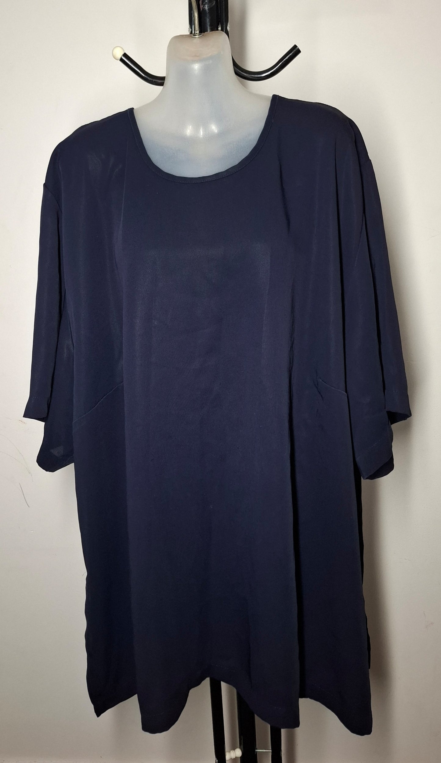 Size 32 - Navy Top