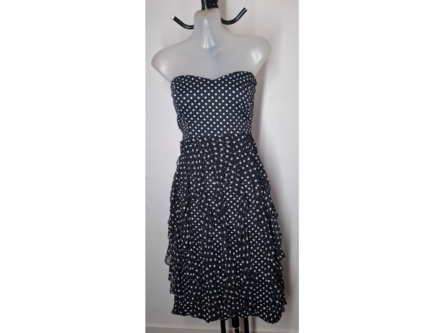 City Chic XS - Spotted Strapless Frill Dress