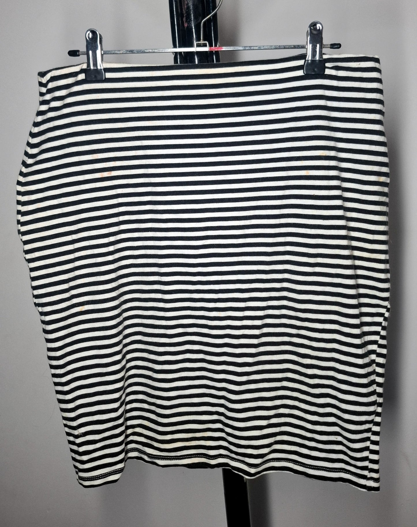 Size 12 - Black & White Striped Stretchy Skirt