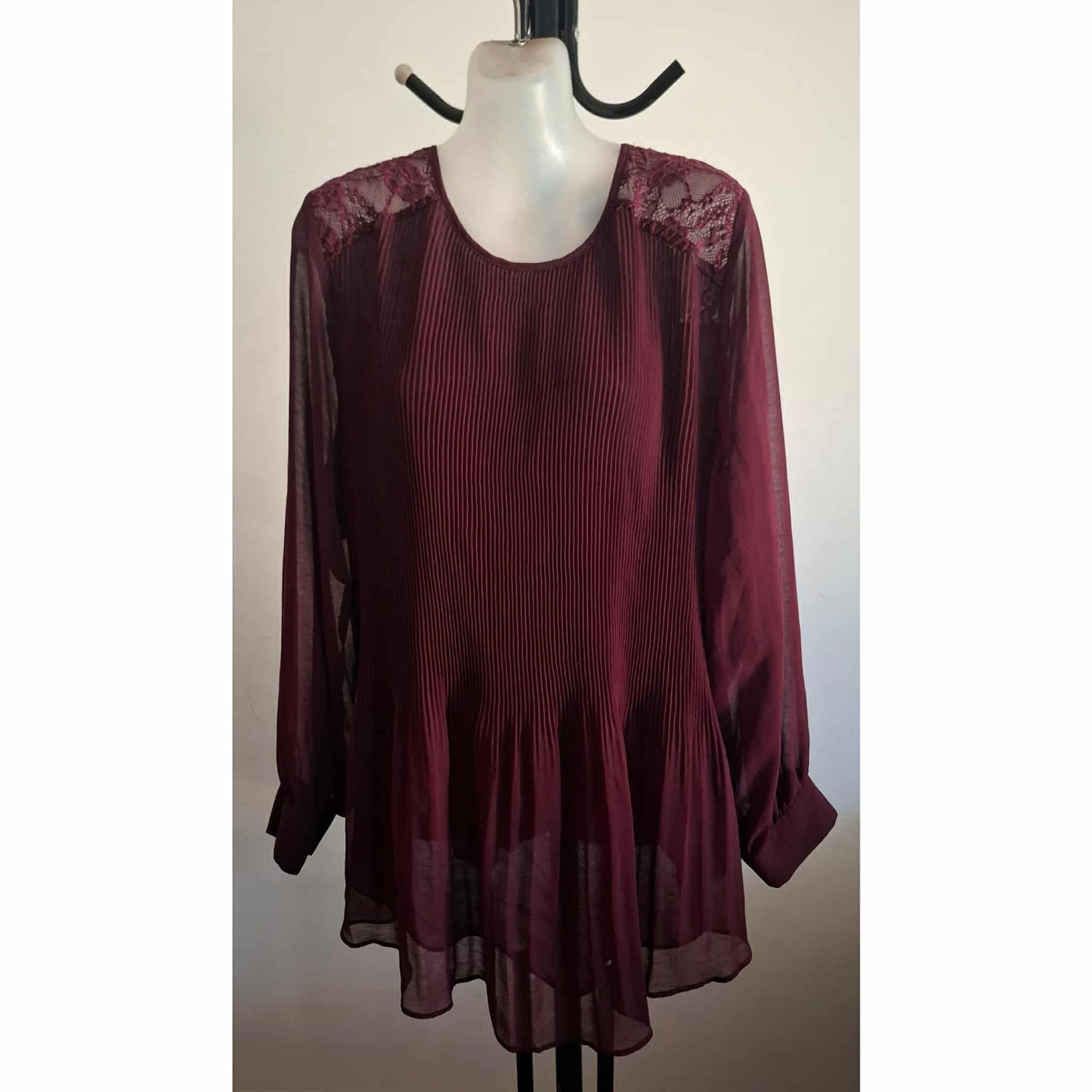 City Chic Medium - Pleated Lace Top With Sheer Sleeves