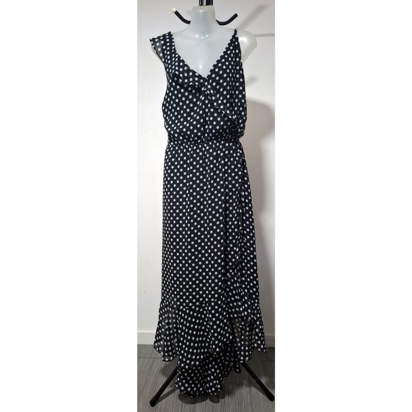 City Chic Large - Black Spotted Chiffon Faux Wrap Dress With Tie