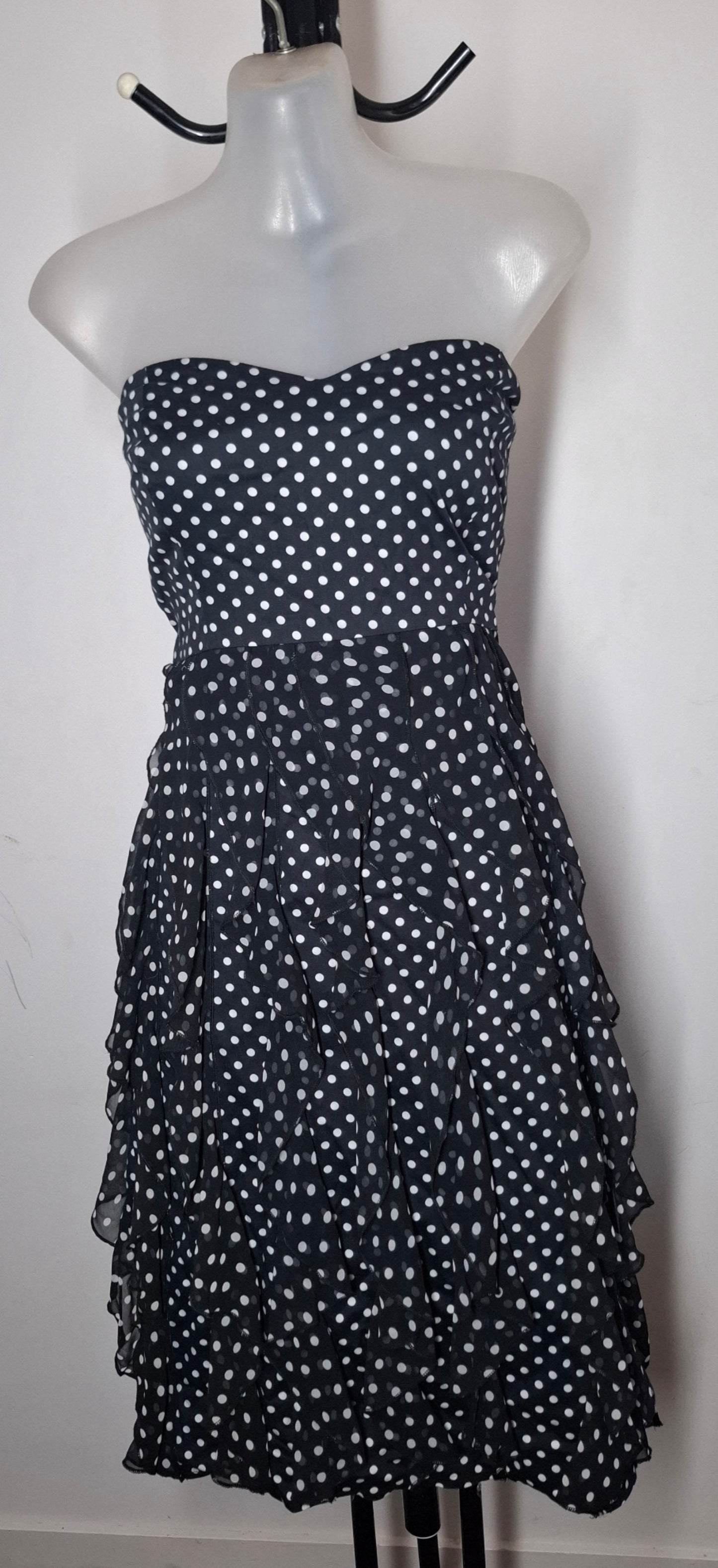 City Chic XS - Spotted Strapless Frill Dress