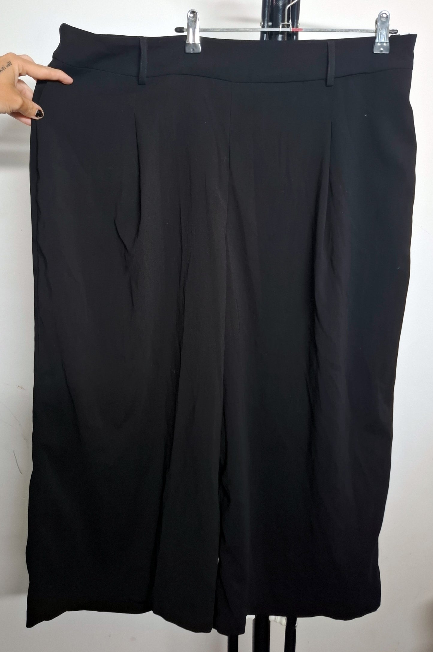 City Chic Small - Black Wide Leg Pants With Pockets