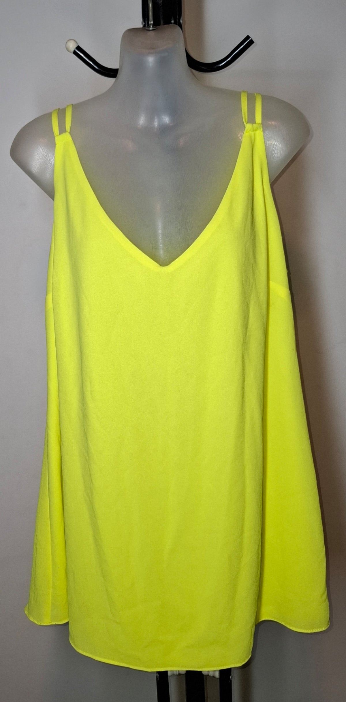 City Chic XS - Strappy V Neck Top