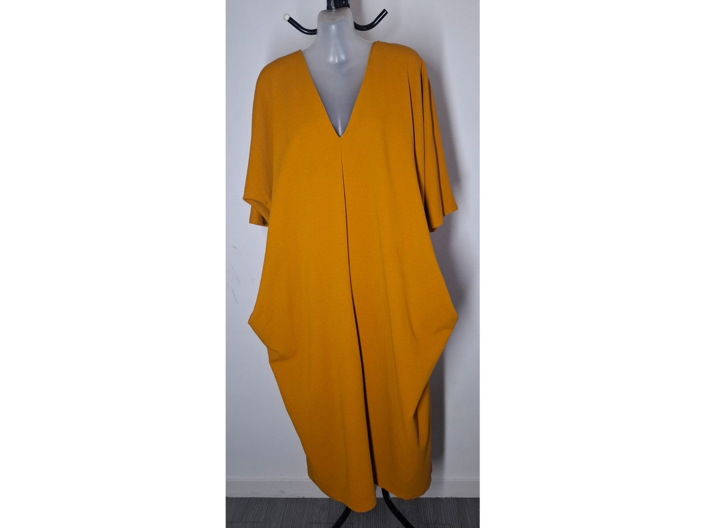 City Chic Small - Mustard Dress With Sleeves And Pockets