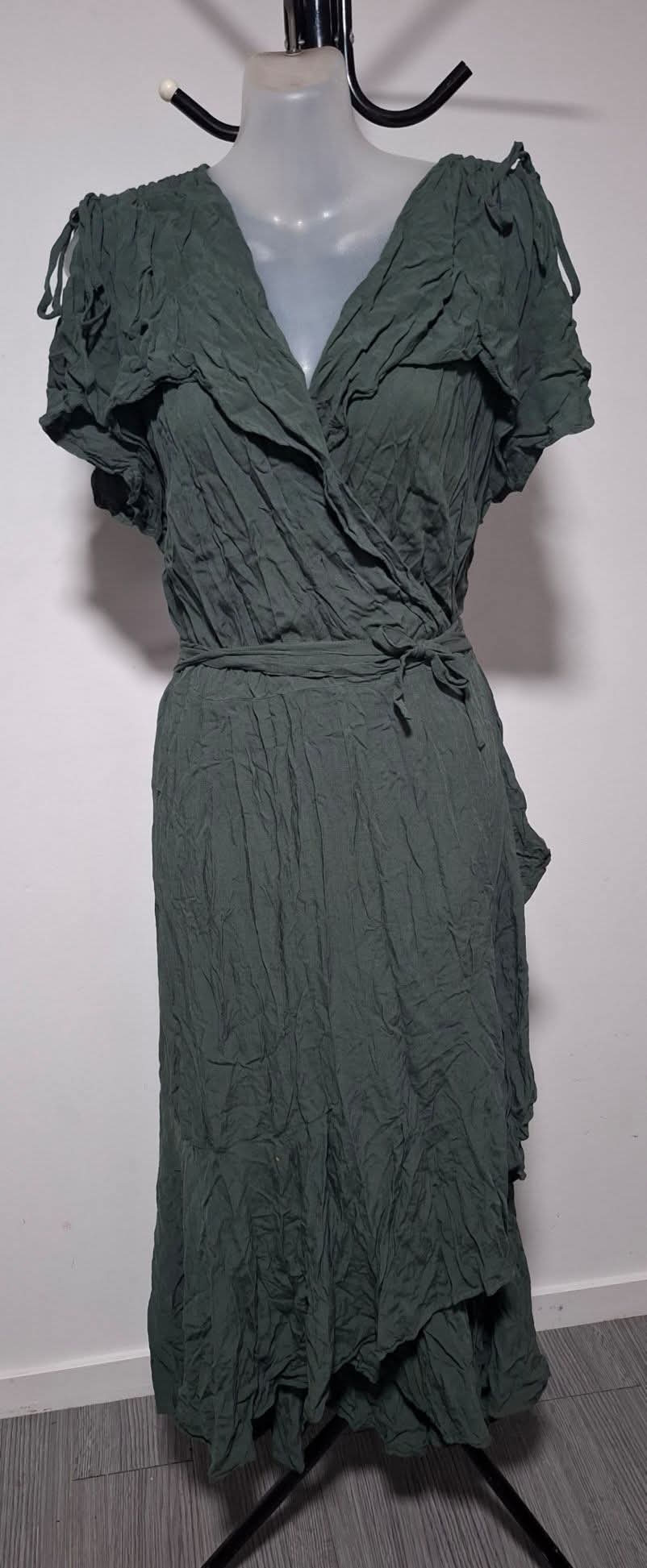 City Chic Medium - Wrap Dress