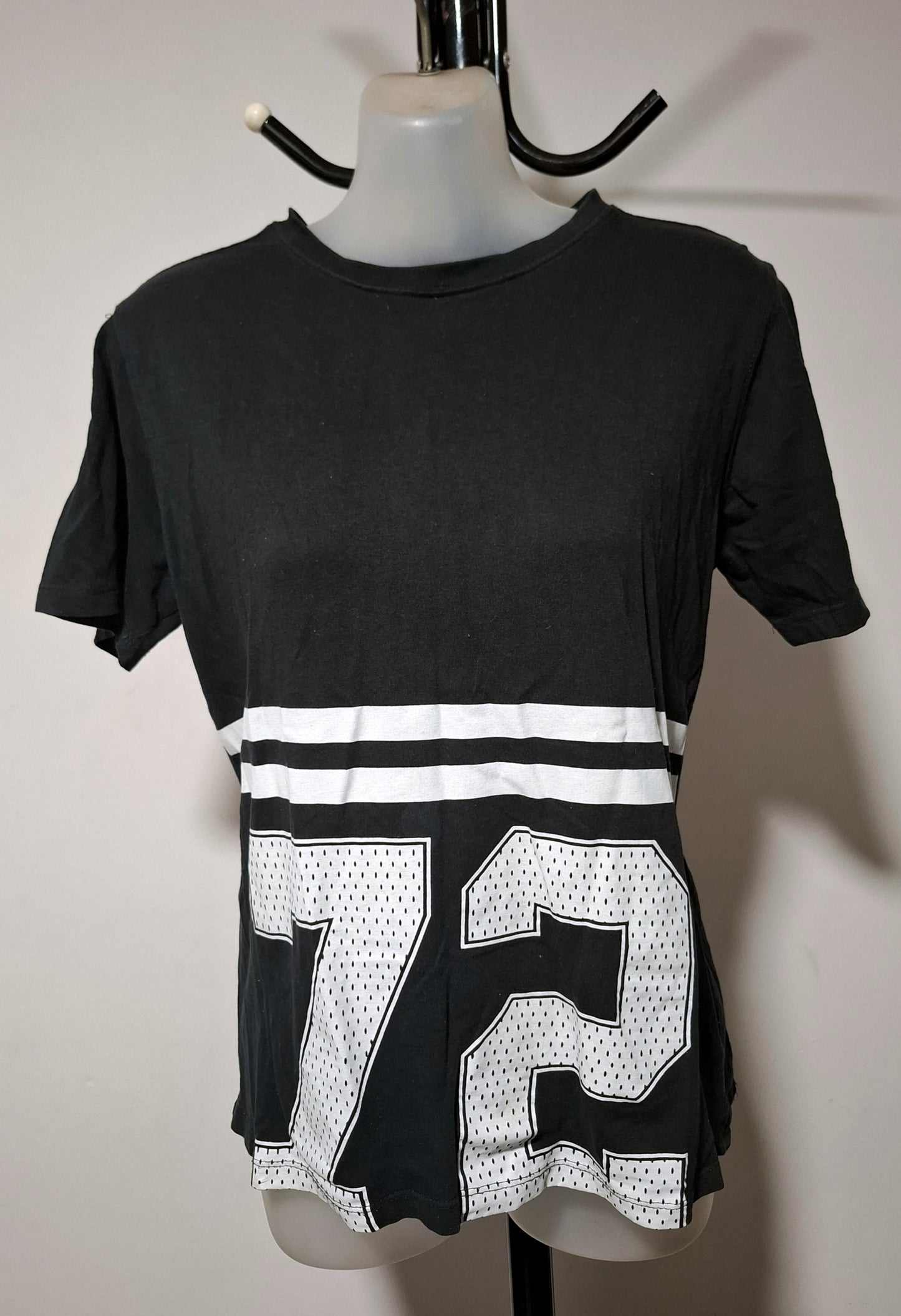 Size 8 - Black Stretchy '72' T-Shirt