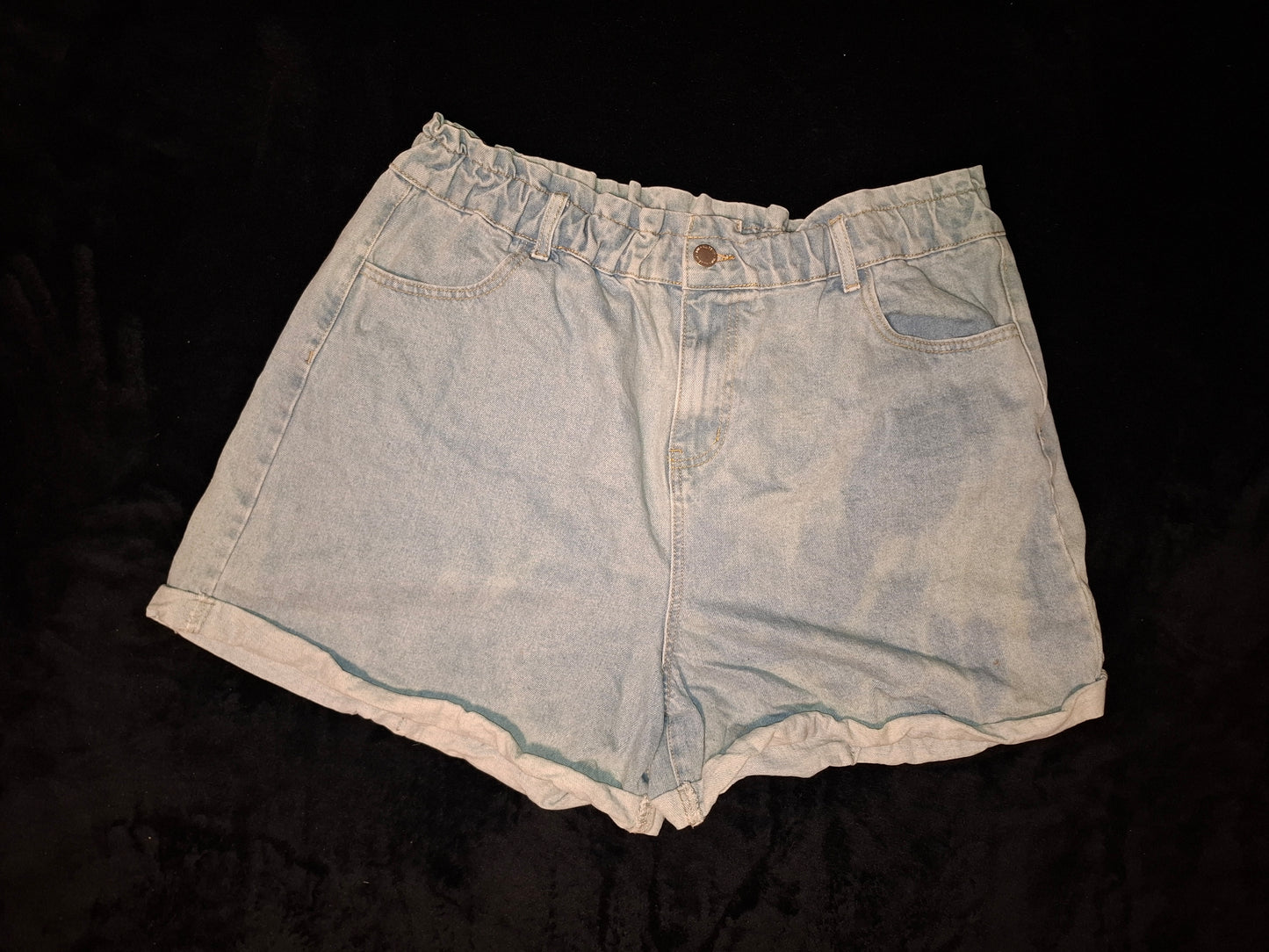 Size 22 - Elastic Waist Denim Shorts With Pockets