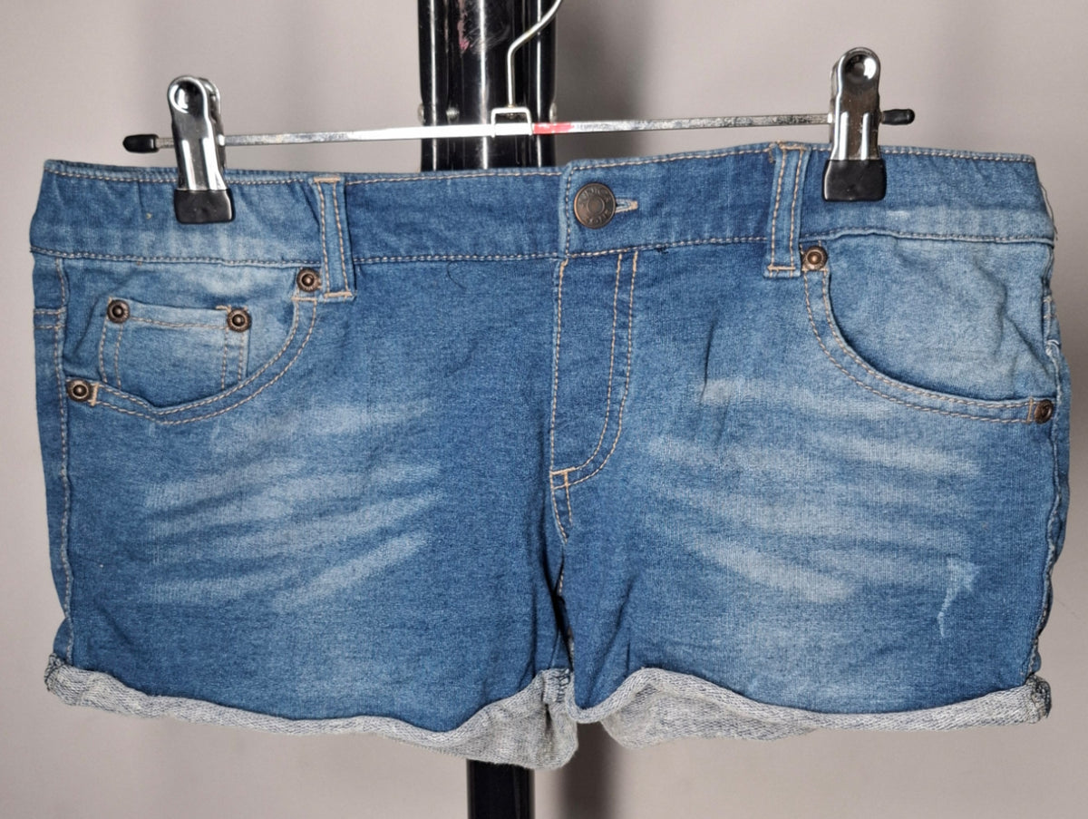 Size 10 - Stretchy Denim Shorts With Pockets