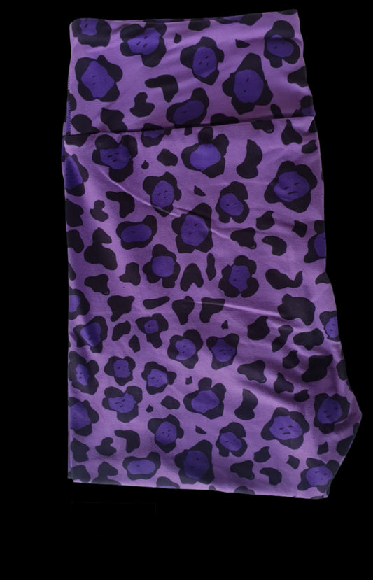 Deluxe - Purple Leopard Print - 3/4 Length Leggings