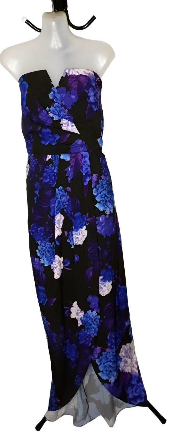 City Chic Small - Strapless Deep V Hydrangea Maxi Dress
