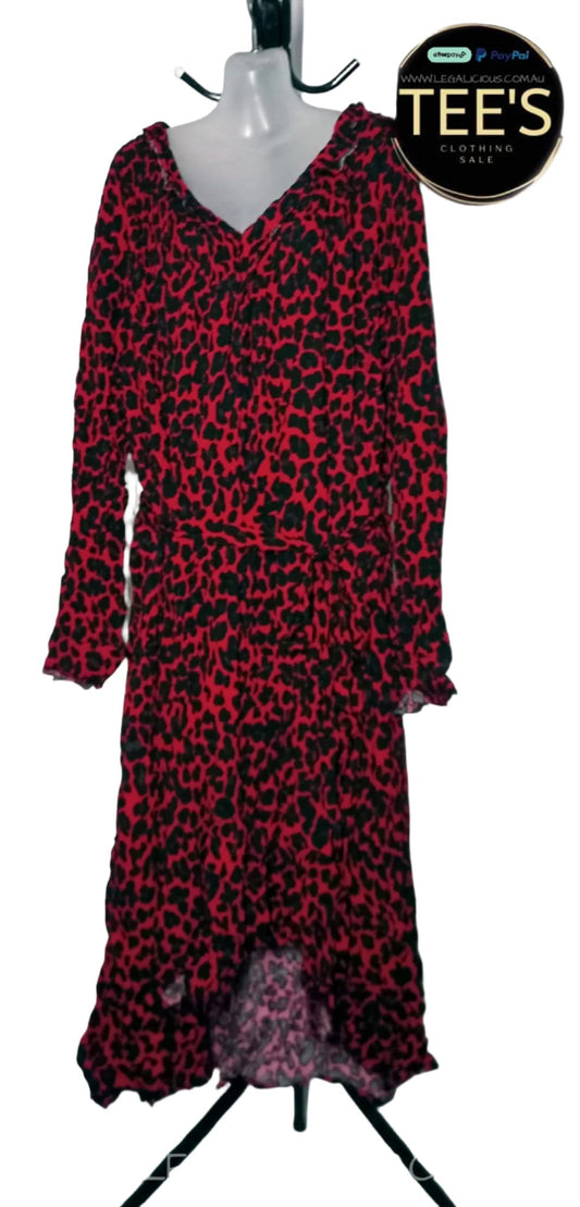 Size 26 - Sleeved Dress With Tie - Brand New With Tags