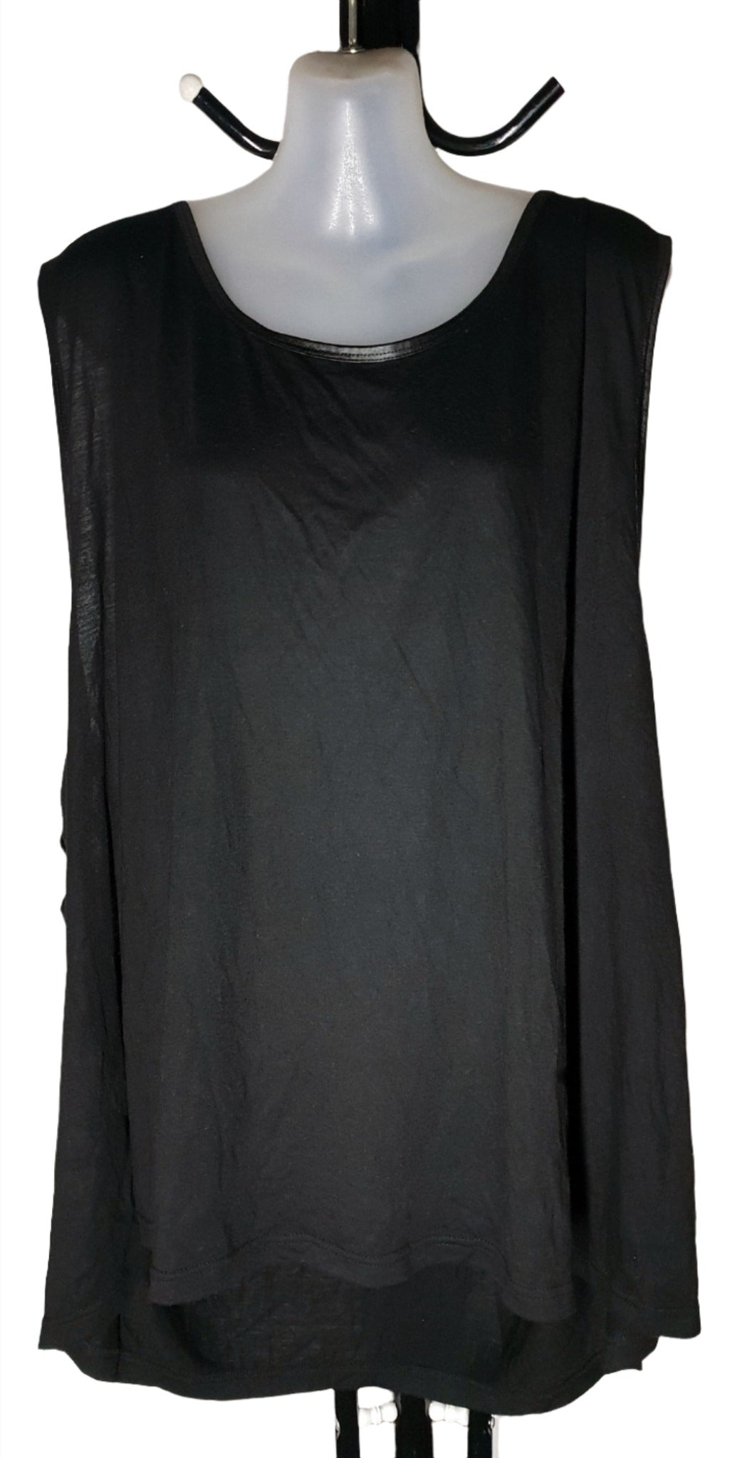 City Chic Large - Black Stretchy Cut-Out Back Active Tank Top