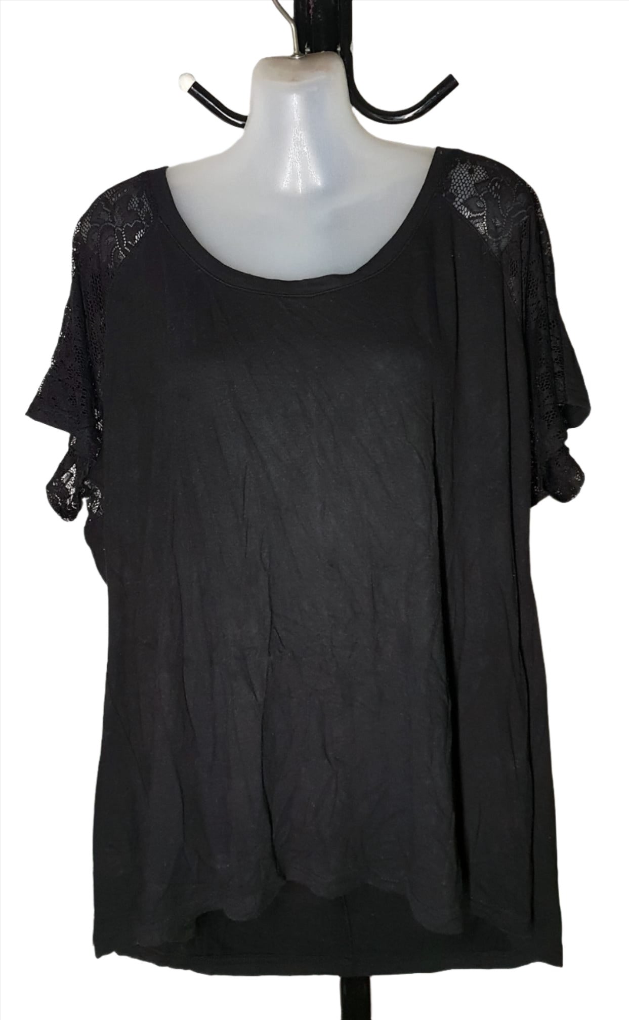 City Chic Large - Black Stretchy Top With Lace Sleeves