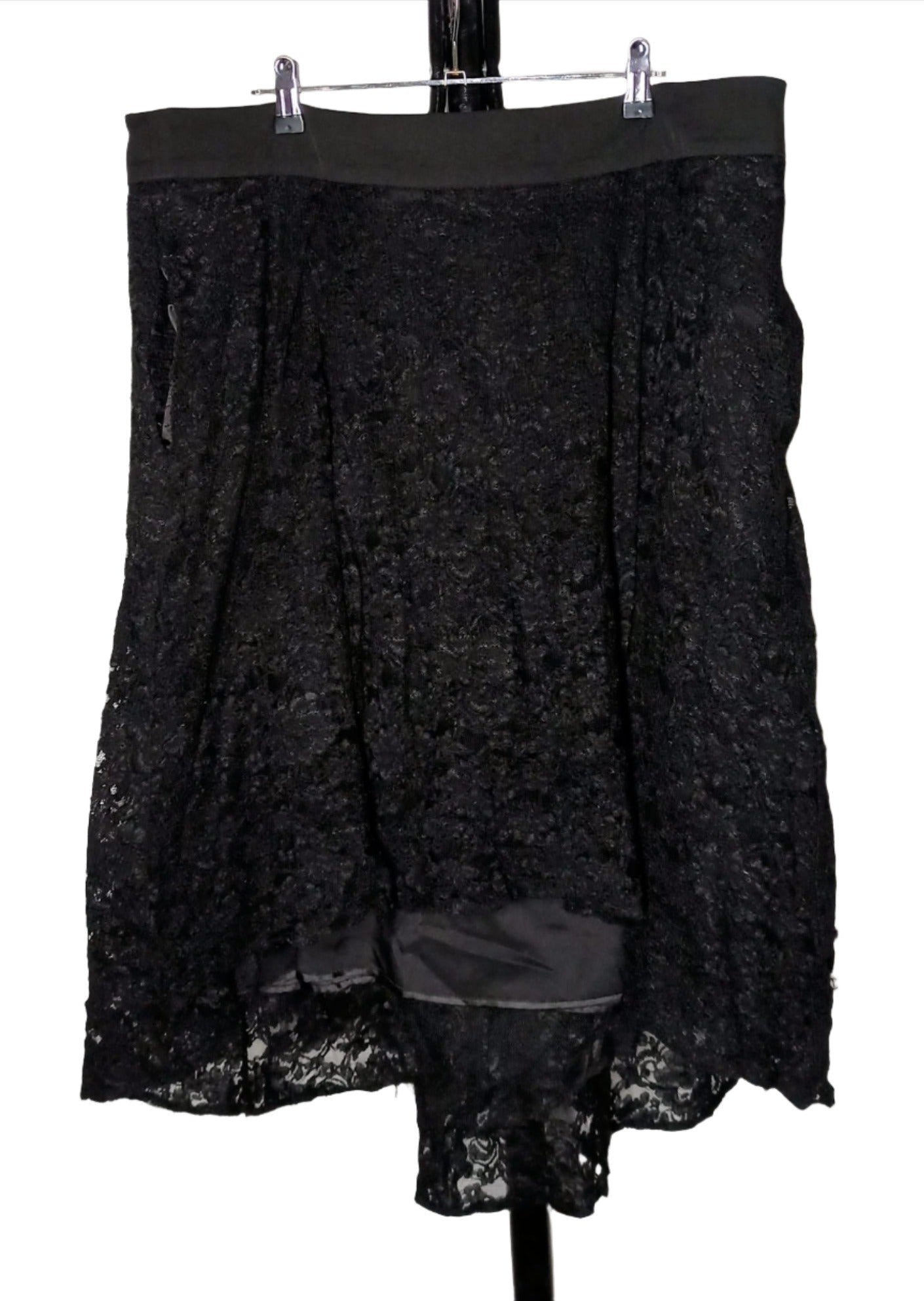 City Chic Medium - Black Lace Hi Lo Skirt With Pockets.jpg