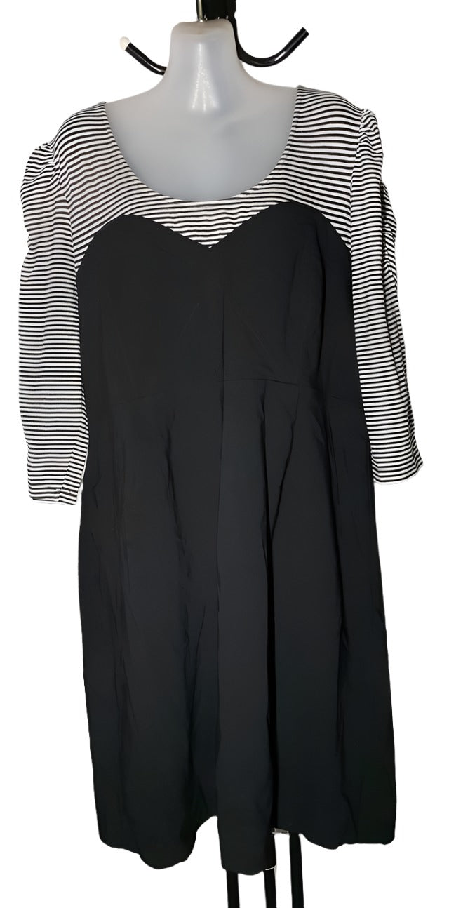 City Chic Medium - Black And White Striped Sleeved Dress