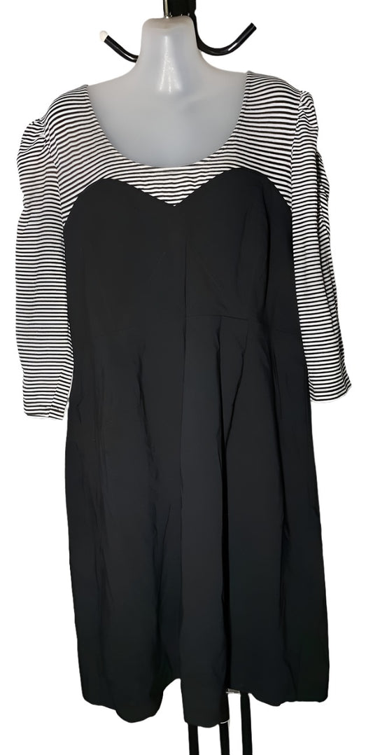 City Chic Medium - Black And White Striped Sleeved Dress