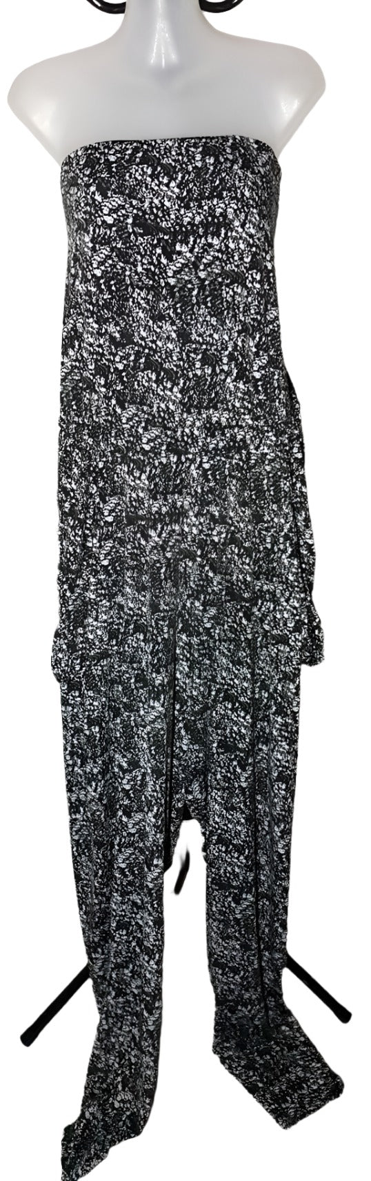 City Chic Medium - Stretchy Black And White Strapless Jumpsuit With Pockets - No Belt