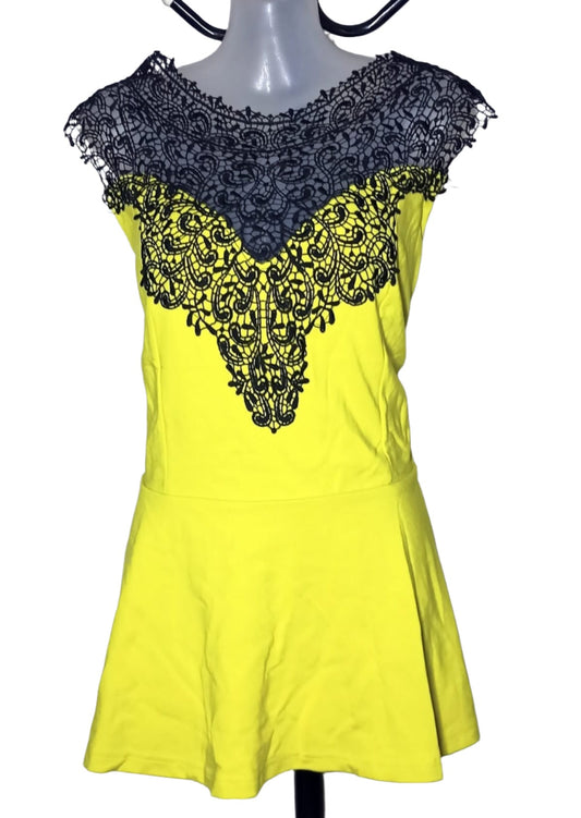 City Chic Medium - Yellow With Black lace Peplum Top