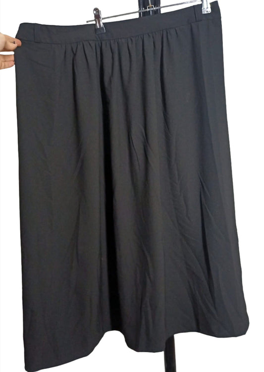 City Chic Small - Black Skirt