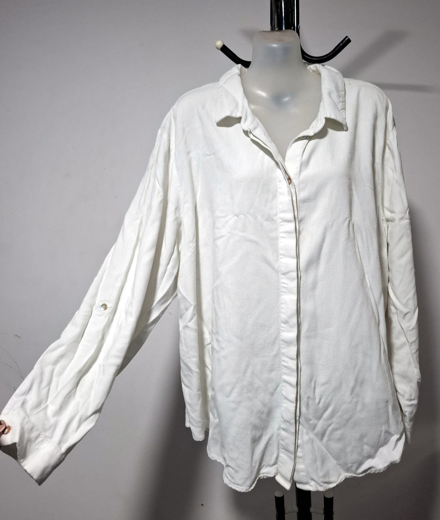 City Chic XS - IVORY Button Up Linen Blouse