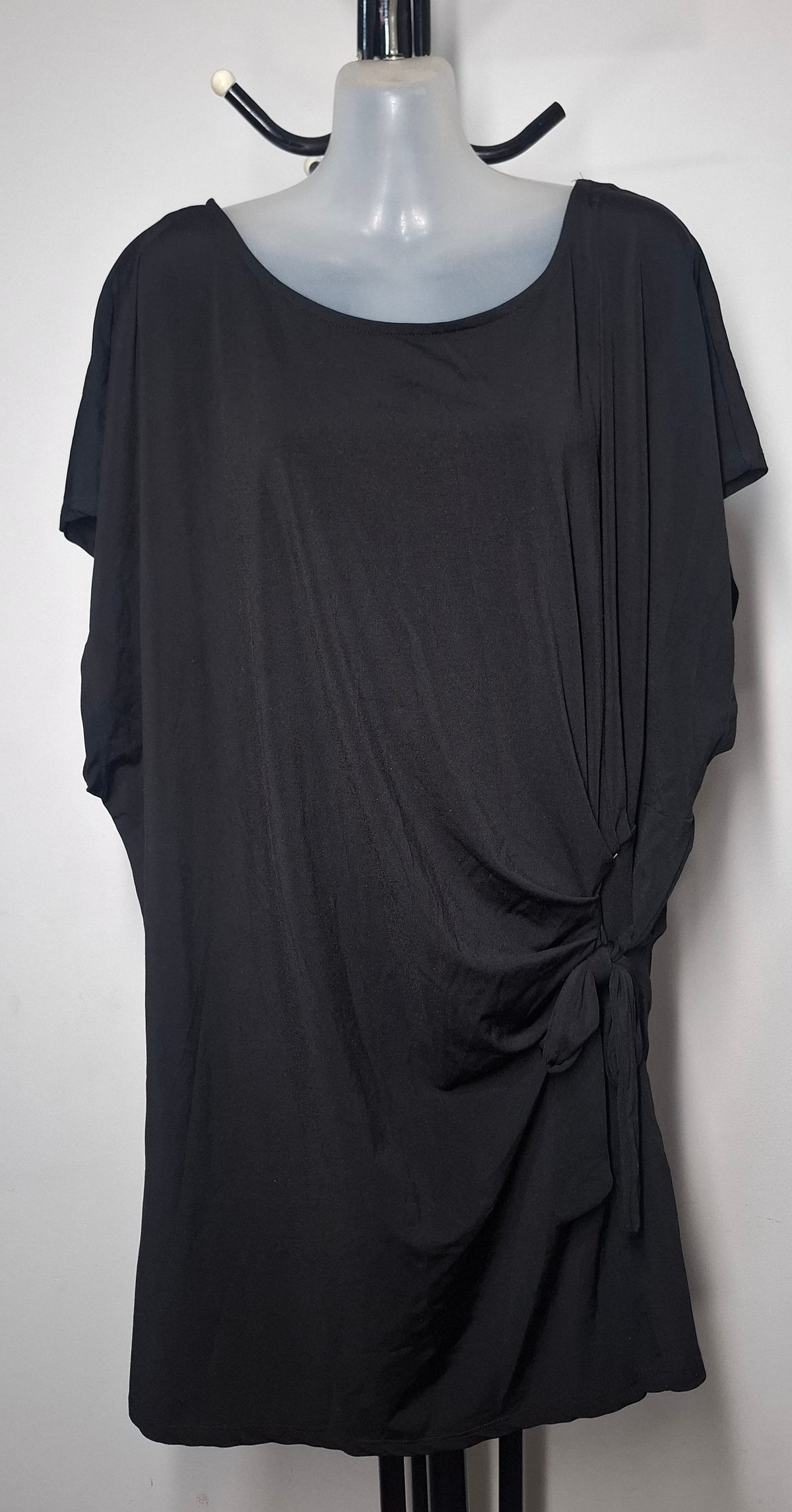 City Chic Large - Black Knot Front Top