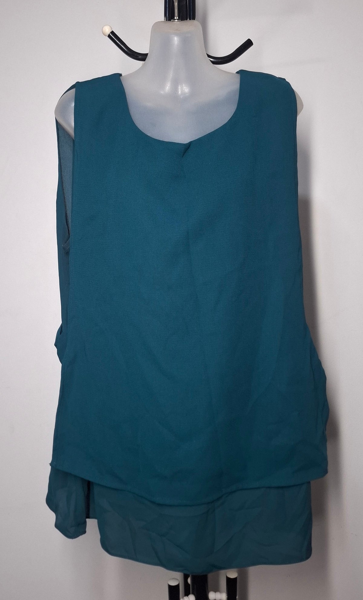 City Chic Medium - Buckle Side Top