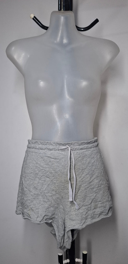 Size 18 - Gray Shorts