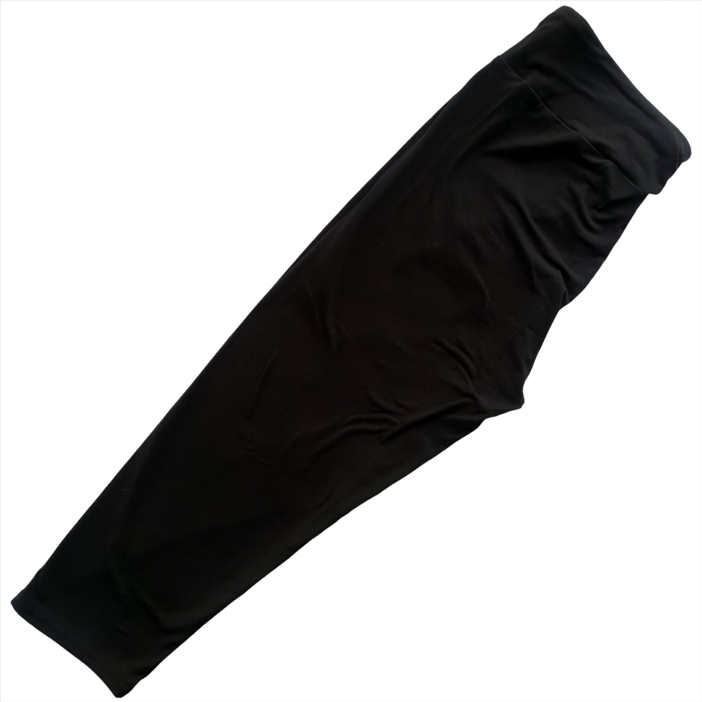 Deluxe - Basic Black - 3/4 Length Leggings