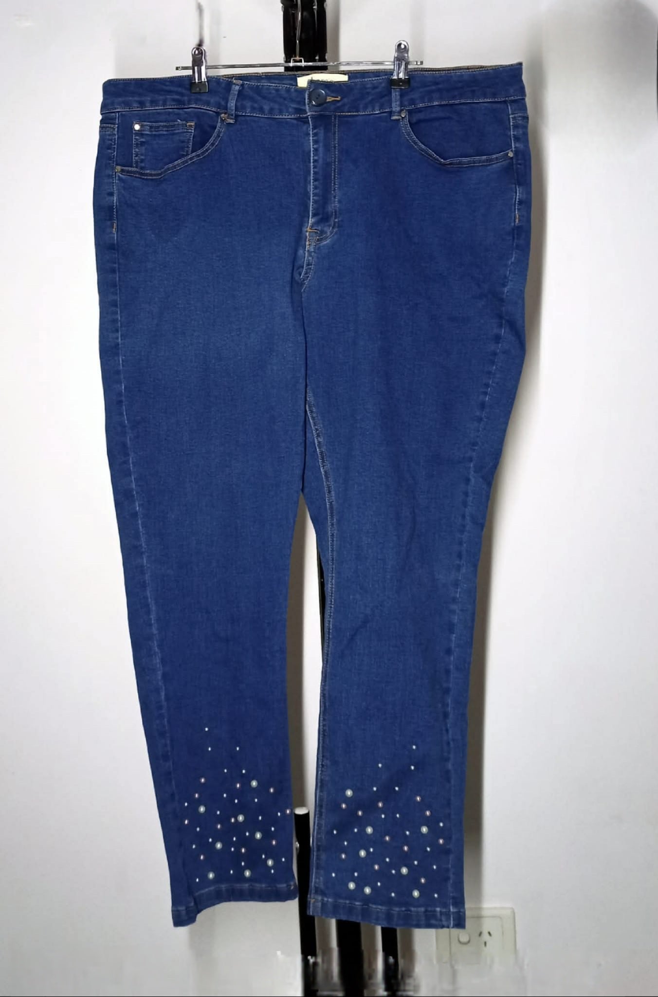 Size 20 - Denim Jeans With Pearls