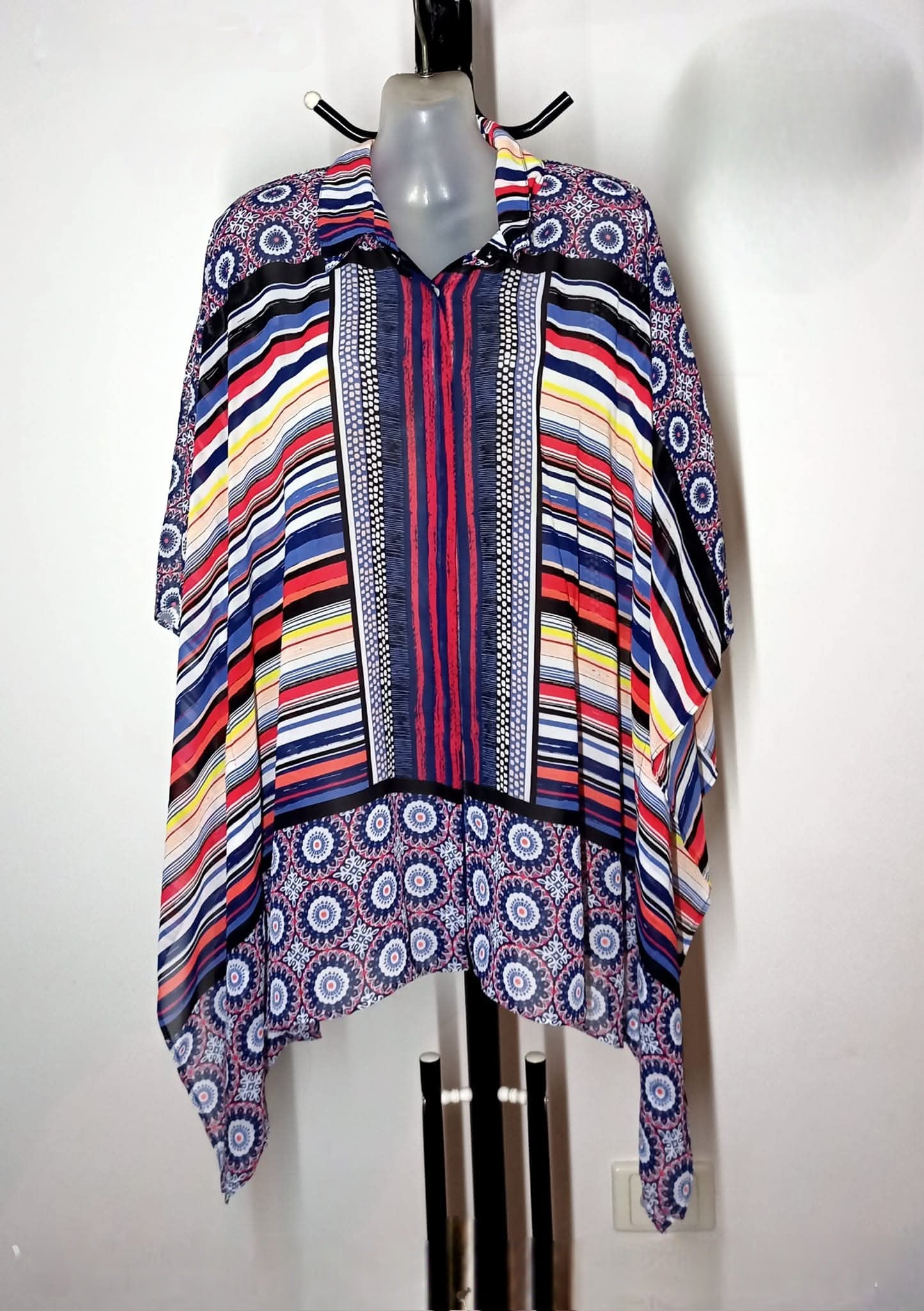 Size 20 - Lightweight Sheer Button Up Batwing Sleeve Kaftan Top