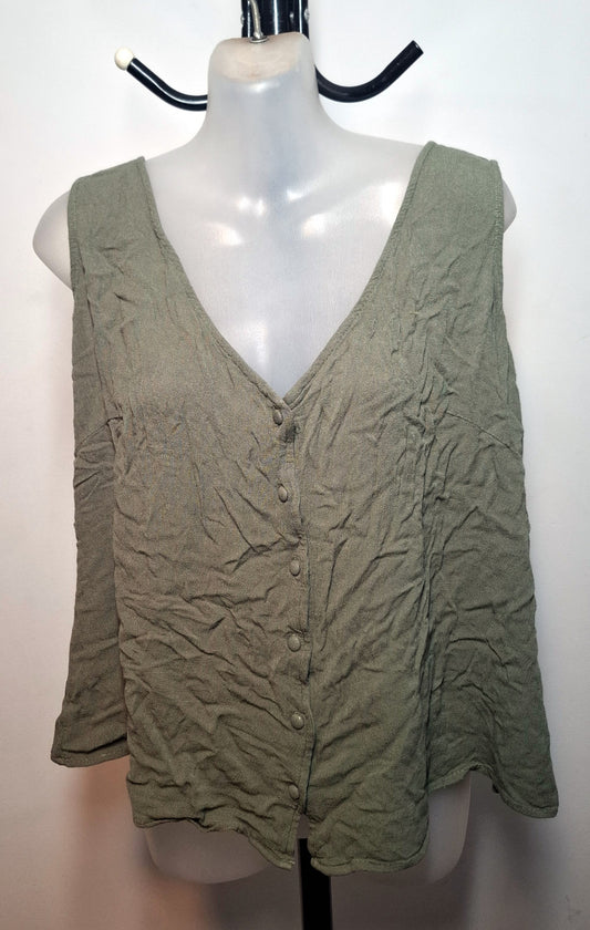 Size 20 - Khaki Button Up Top