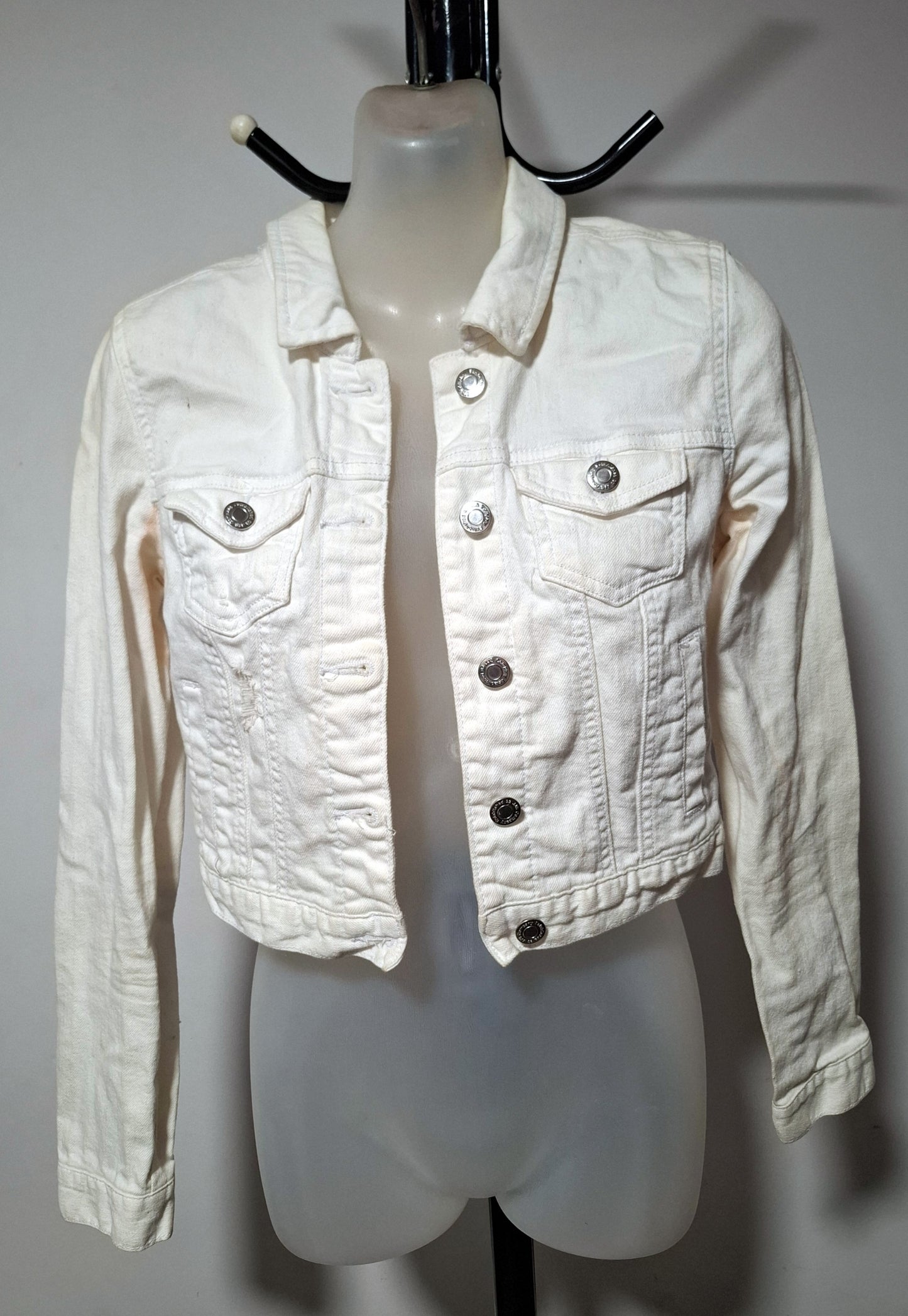 Size 8 - White Distressed Denim Jacket With Pockets - FREE