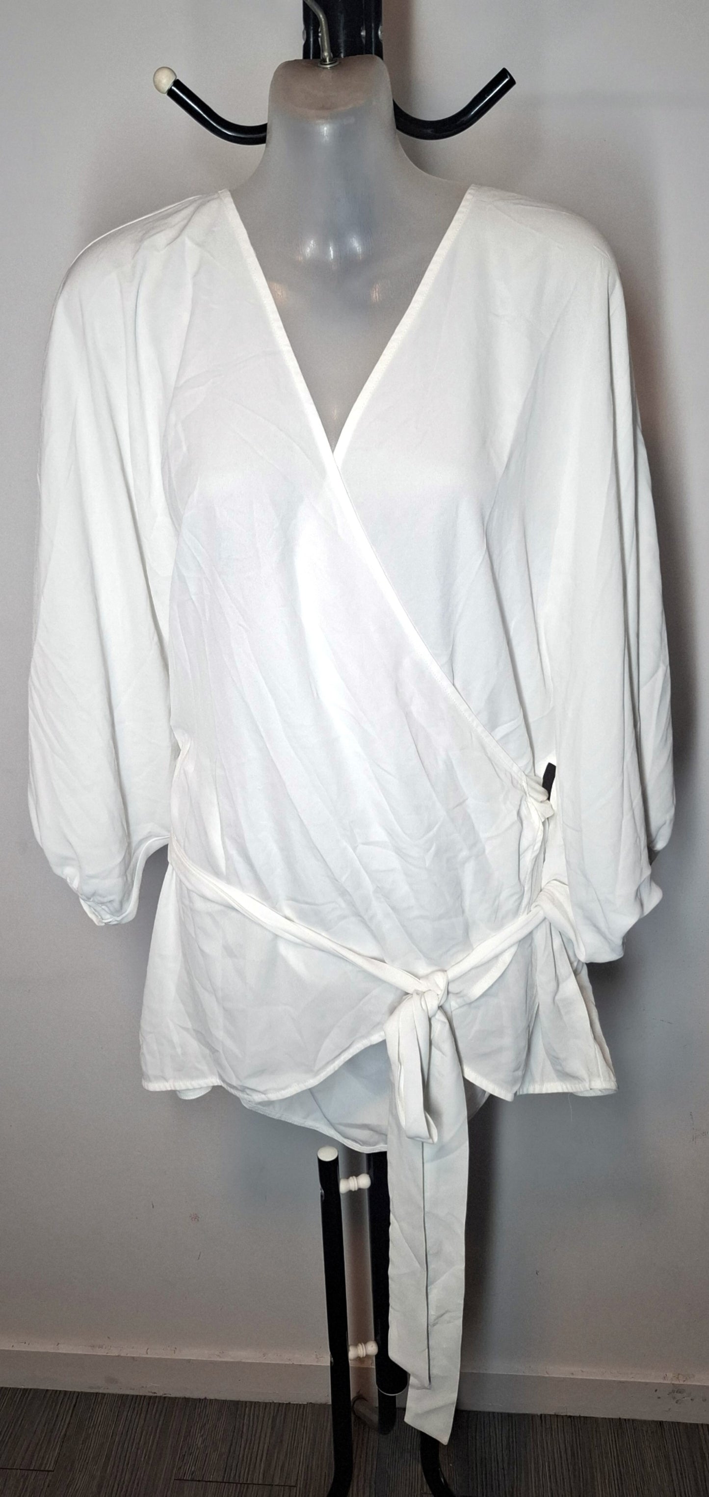 City Chic Small - White Wrap Top
