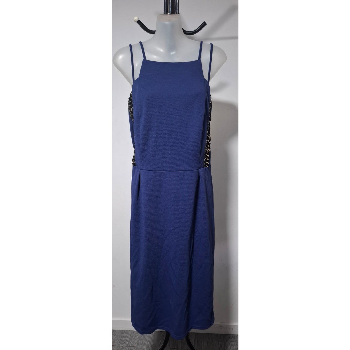 City Chic Large - Stretchy Strappy Dress With Adjustable Straps