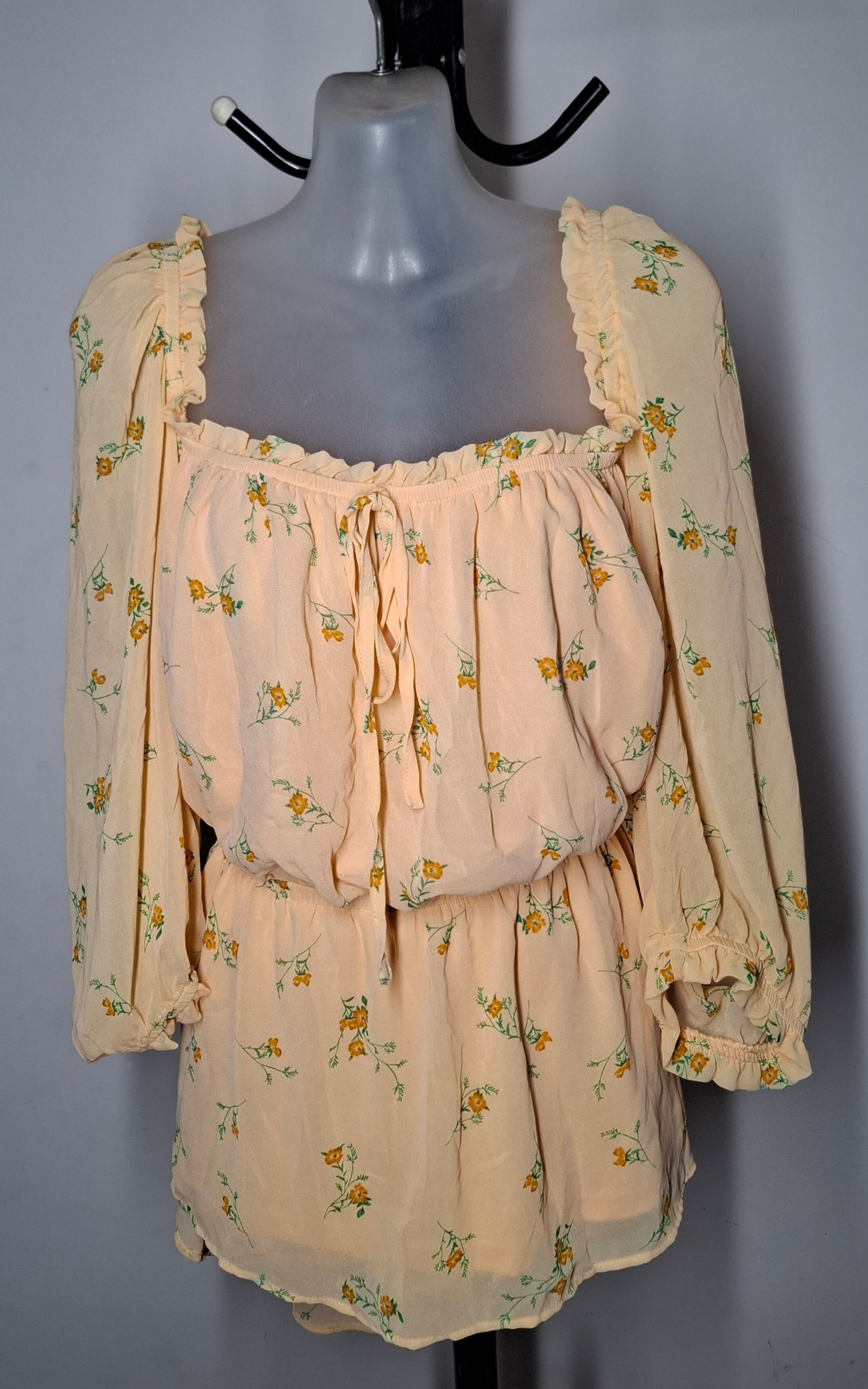 City Chic Medium - Yellow Floral Off Shoulder Peplum Top With Sleeves